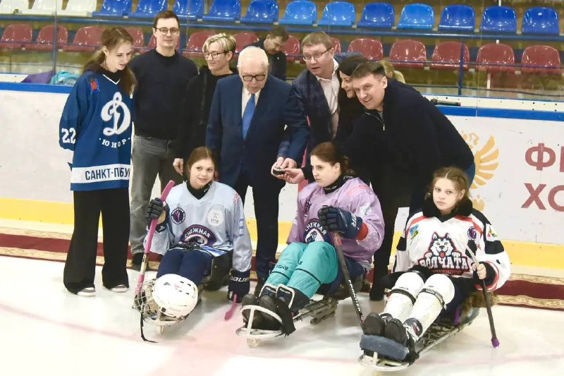  В Дмитрове состоялась торжественная церемония открытия первого чемпионата России среди женщин по хоккею-следж