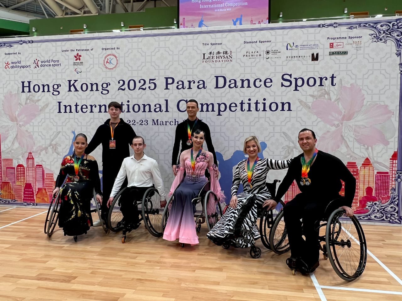 Российские спортсмены приняли участие в международных соревнованиях по танцам на колясках