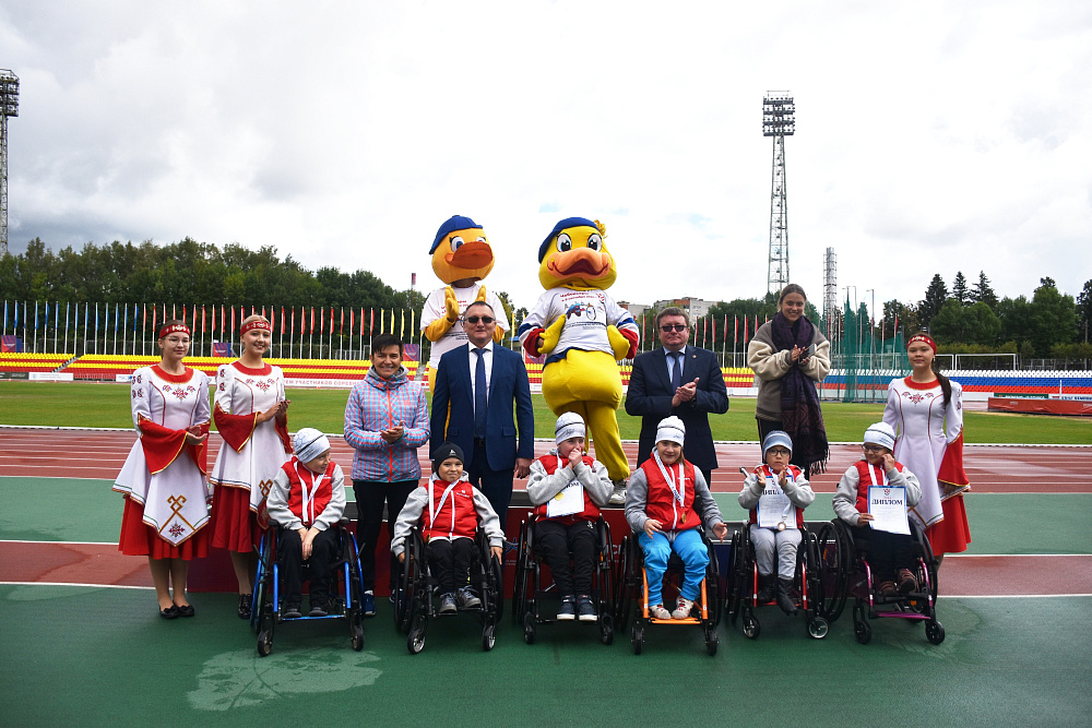 А.А. Строкин принял участие в торжественной церемонии открытия Всероссийских детско-юношеских соревнований по легкой атлетике среди лиц с ПОДА