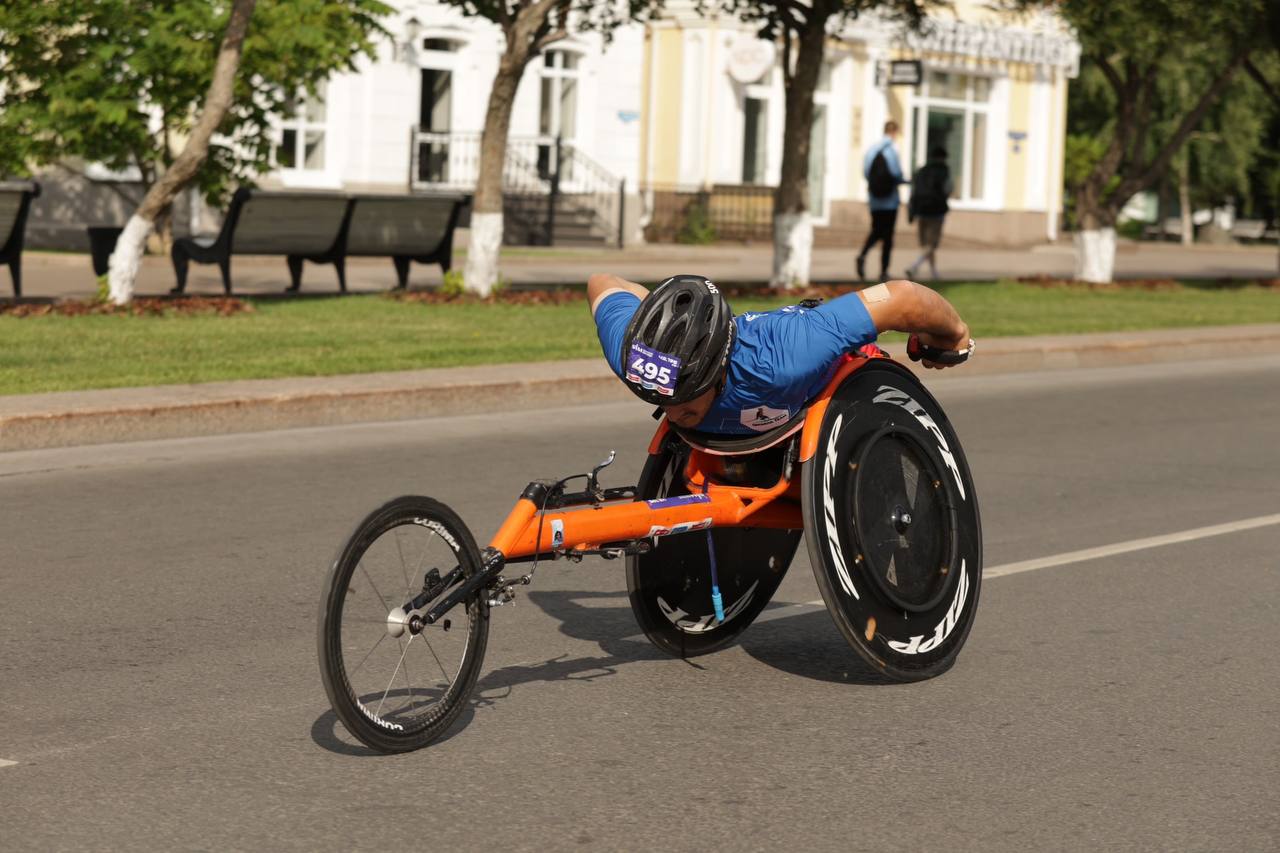 Сильнейшие российские легкоатлеты с поражением ОДА приняли участие в чемпионате России по марафону