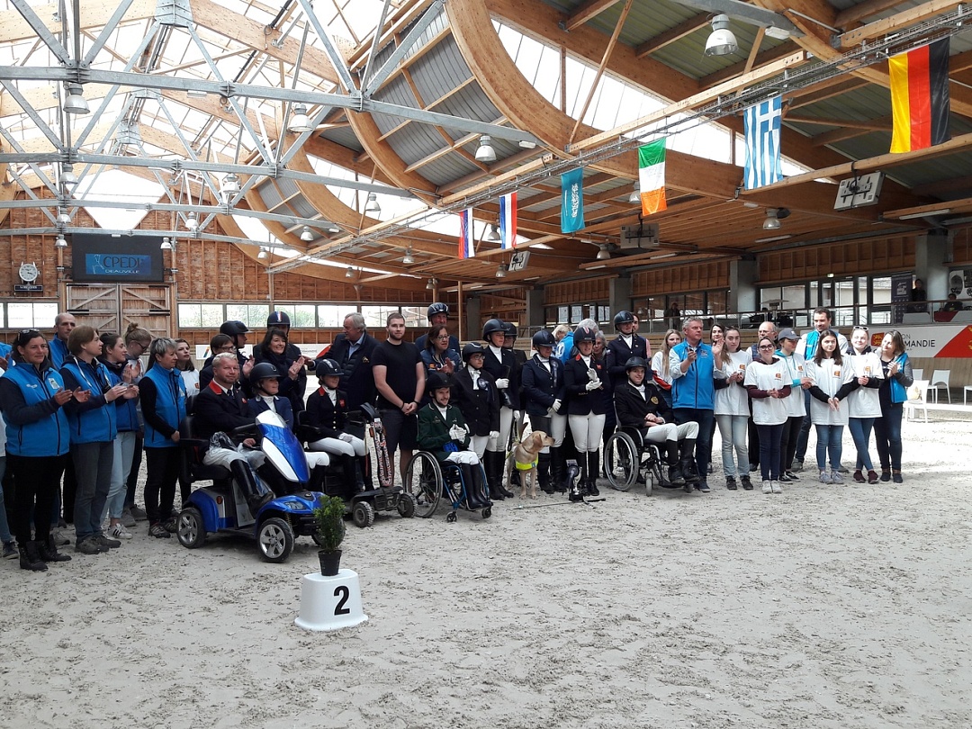 Конный спорт